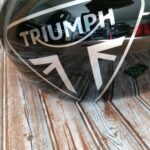 Réservoir Triumph alu et noir