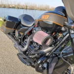 Déco tout en peinture pour Harley davidson bordeaux