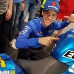 Signature de Johan Mir sur notre moto Hommage