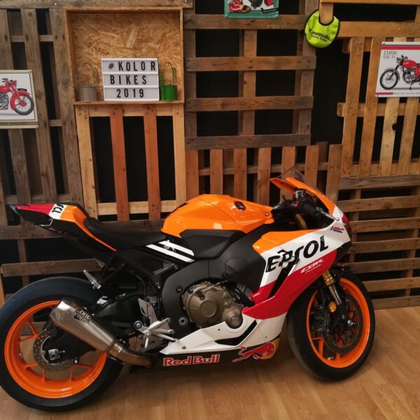 Peinture déco Repsol pour ce CBR